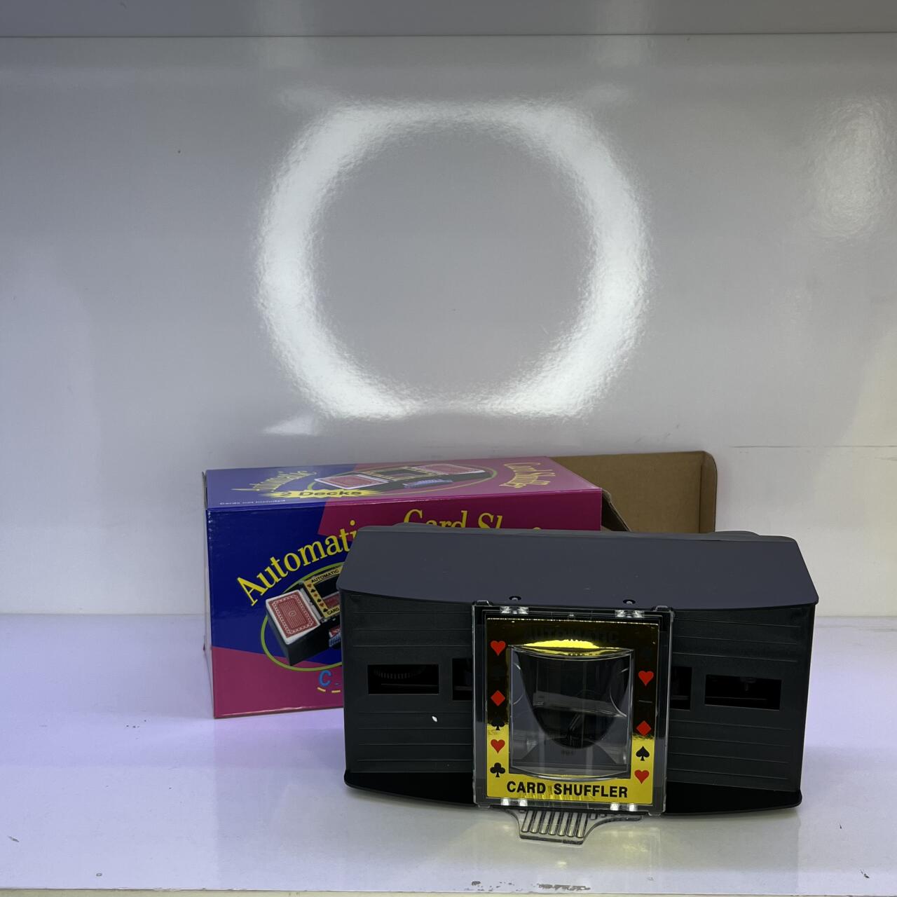 Barajador de Cartas Automático